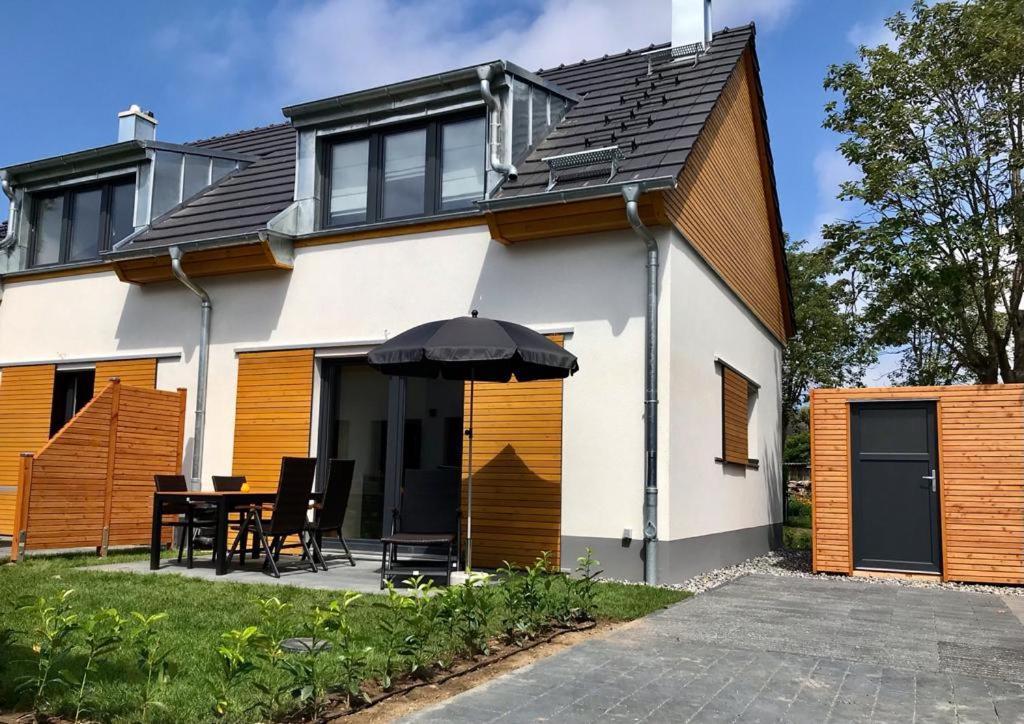 Ferienhaus Bug Dranske Exterior photo